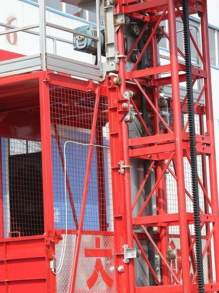 施工升降機(jī)設(shè)備運(yùn)行前需要的檢查！